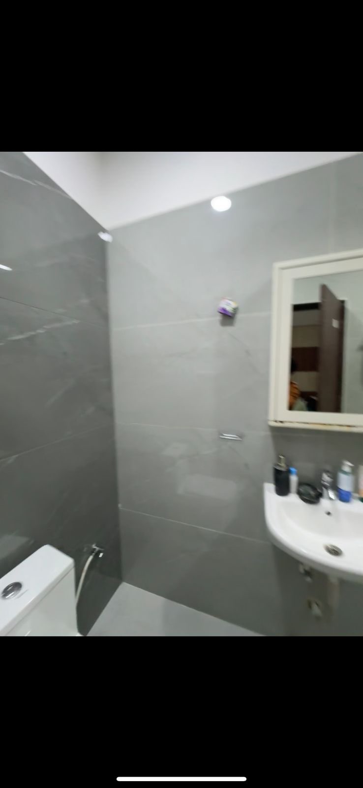 https://s3.ap-south-1.amazonaws.com/fmr.prod.media/eabwq-1757918438761-47618