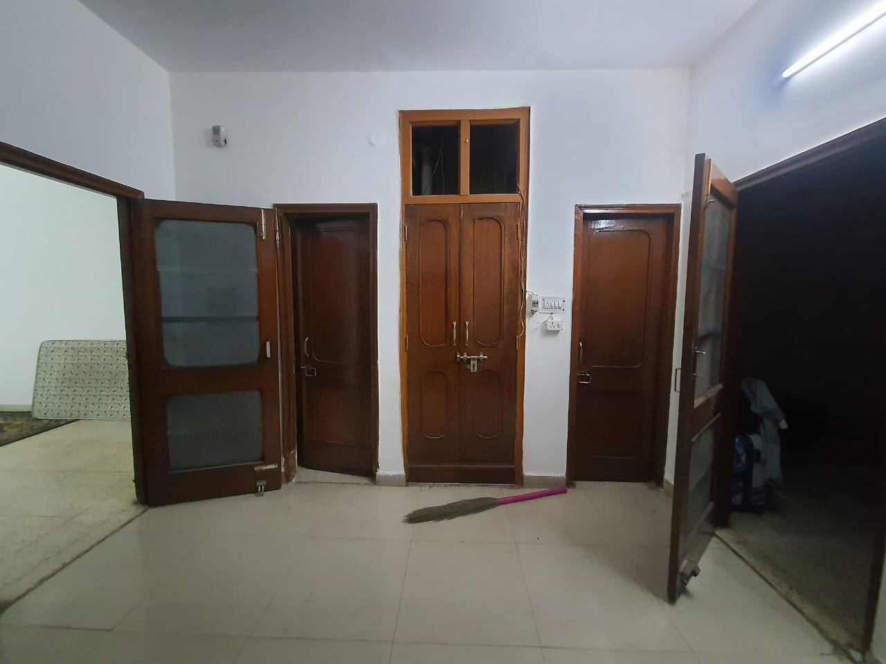 https://s3.ap-south-1.amazonaws.com/fmr.prod.media/ebfiq-1693403825747-88165