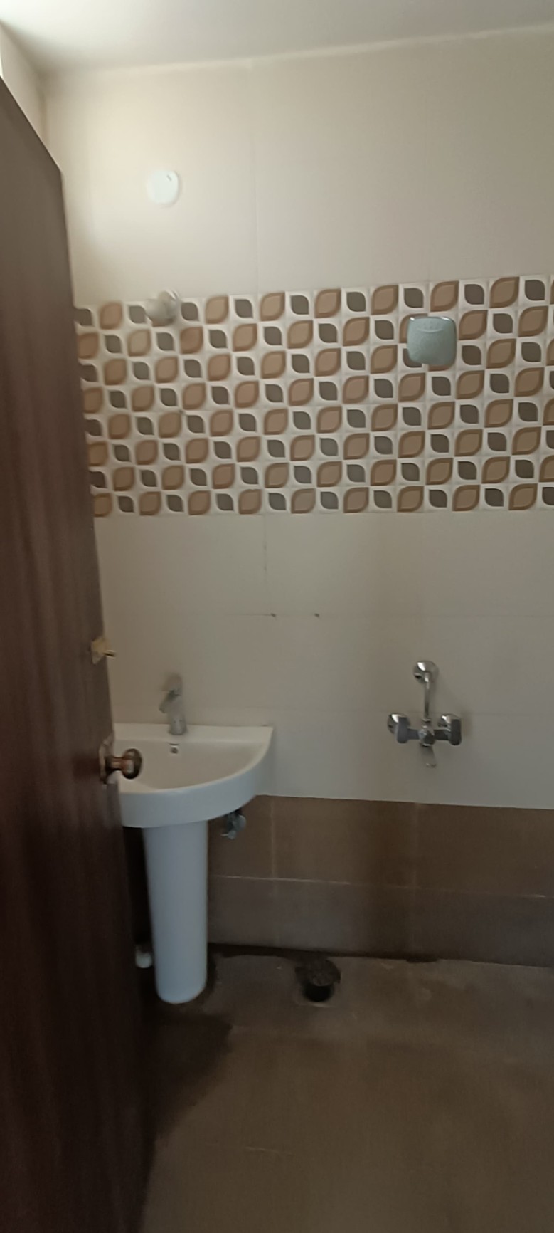 https://s3.ap-south-1.amazonaws.com/fmr.prod.media/edggn-1744455707258-66133