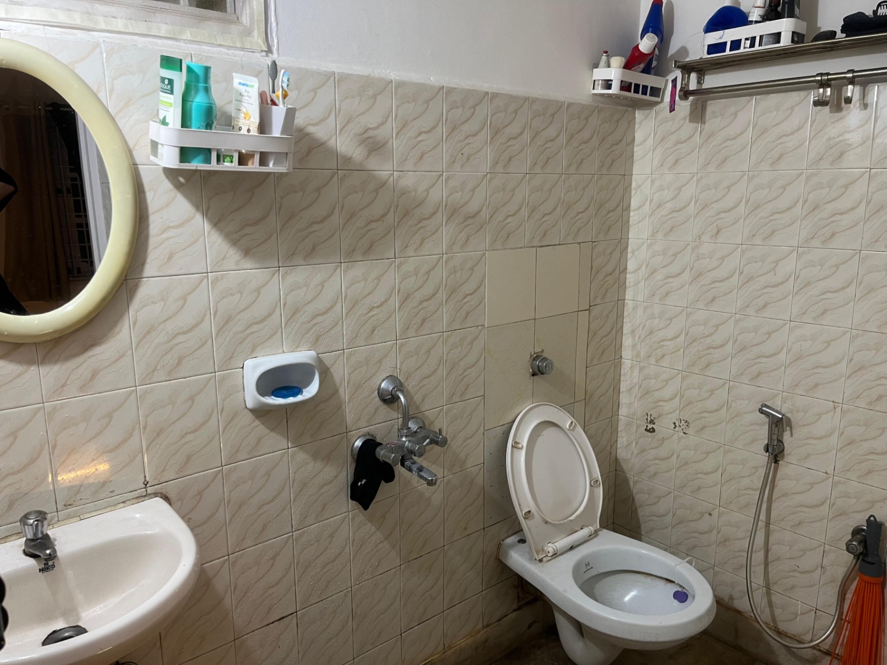 https://s3.ap-south-1.amazonaws.com/fmr.prod.media/eglii-1754414051545-68434