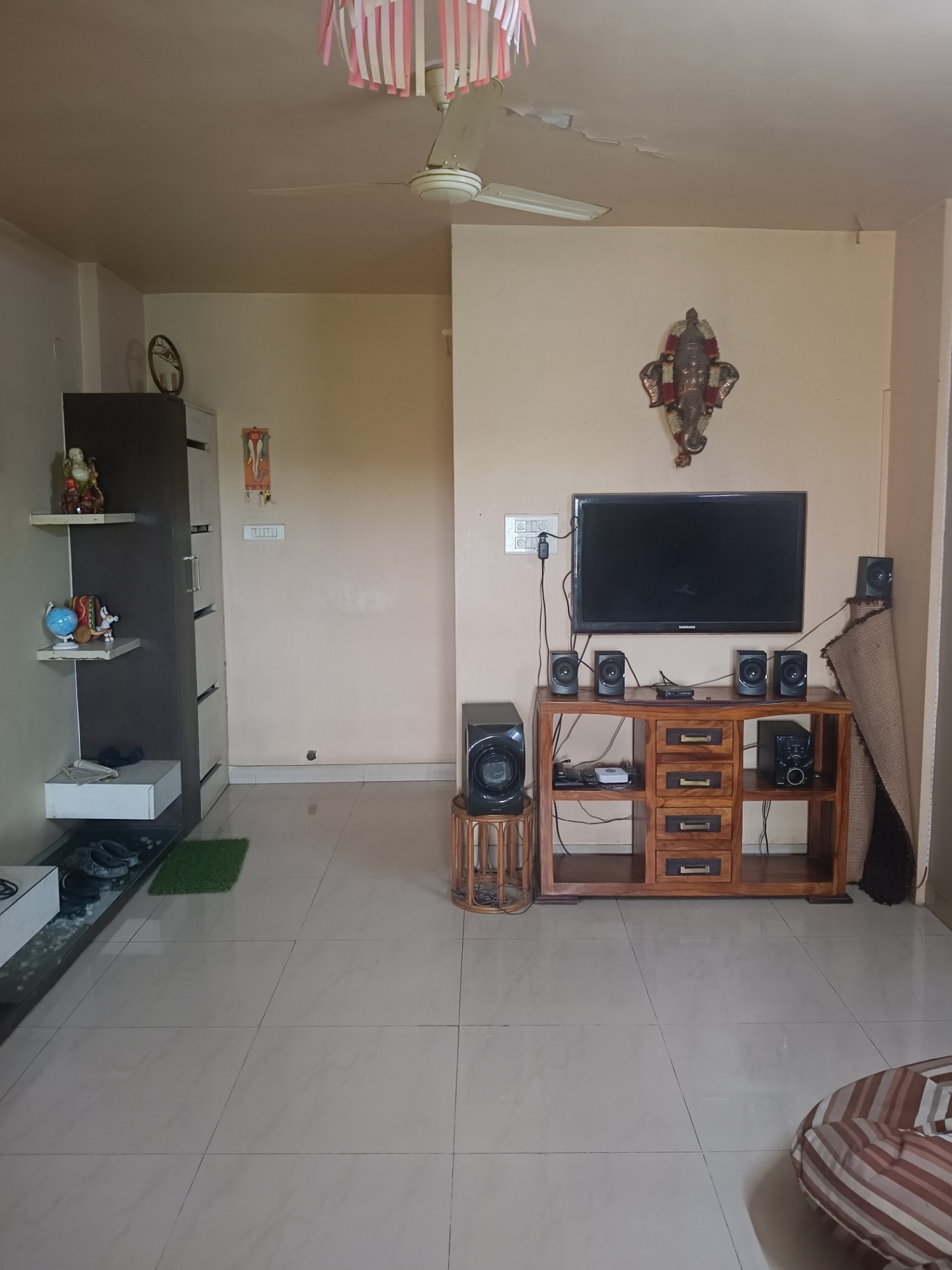 https://s3.ap-south-1.amazonaws.com/fmr.prod.media/eoddn-1756717570220-50225