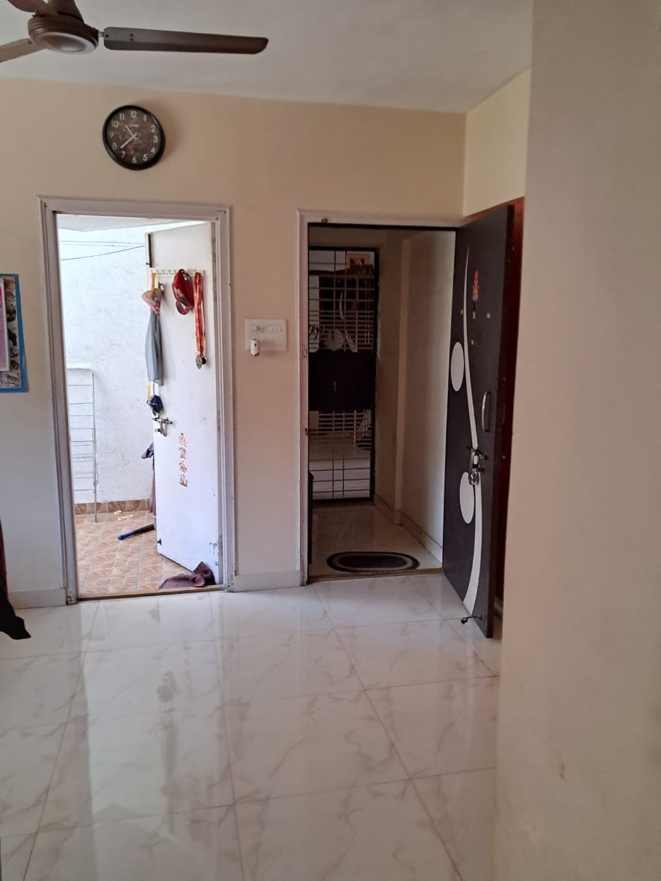 https://s3.ap-south-1.amazonaws.com/fmr.prod.media/eqbwp-1748457860333-00182