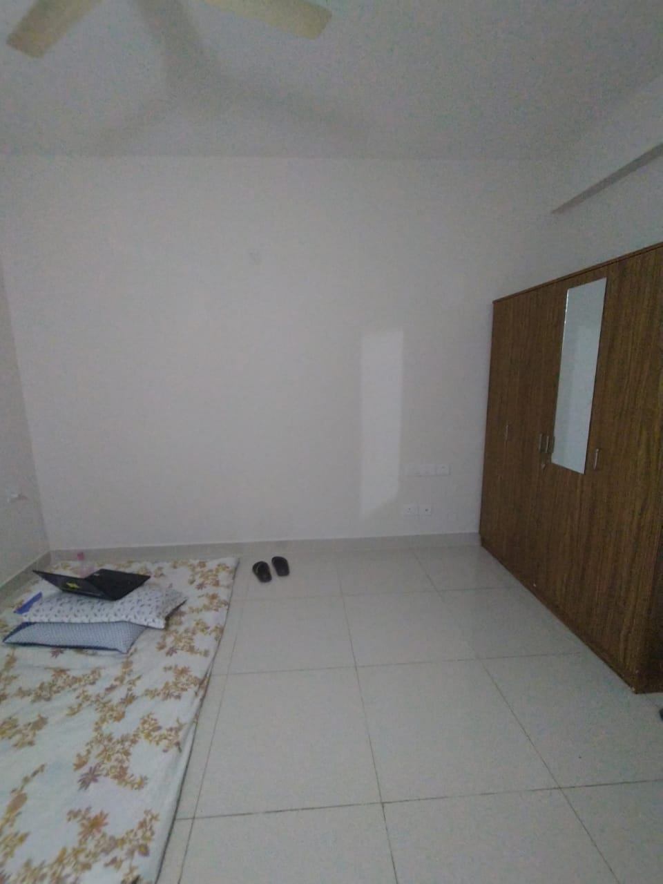 https://s3.ap-south-1.amazonaws.com/fmr.prod.media/fggji-1683480708216-02263