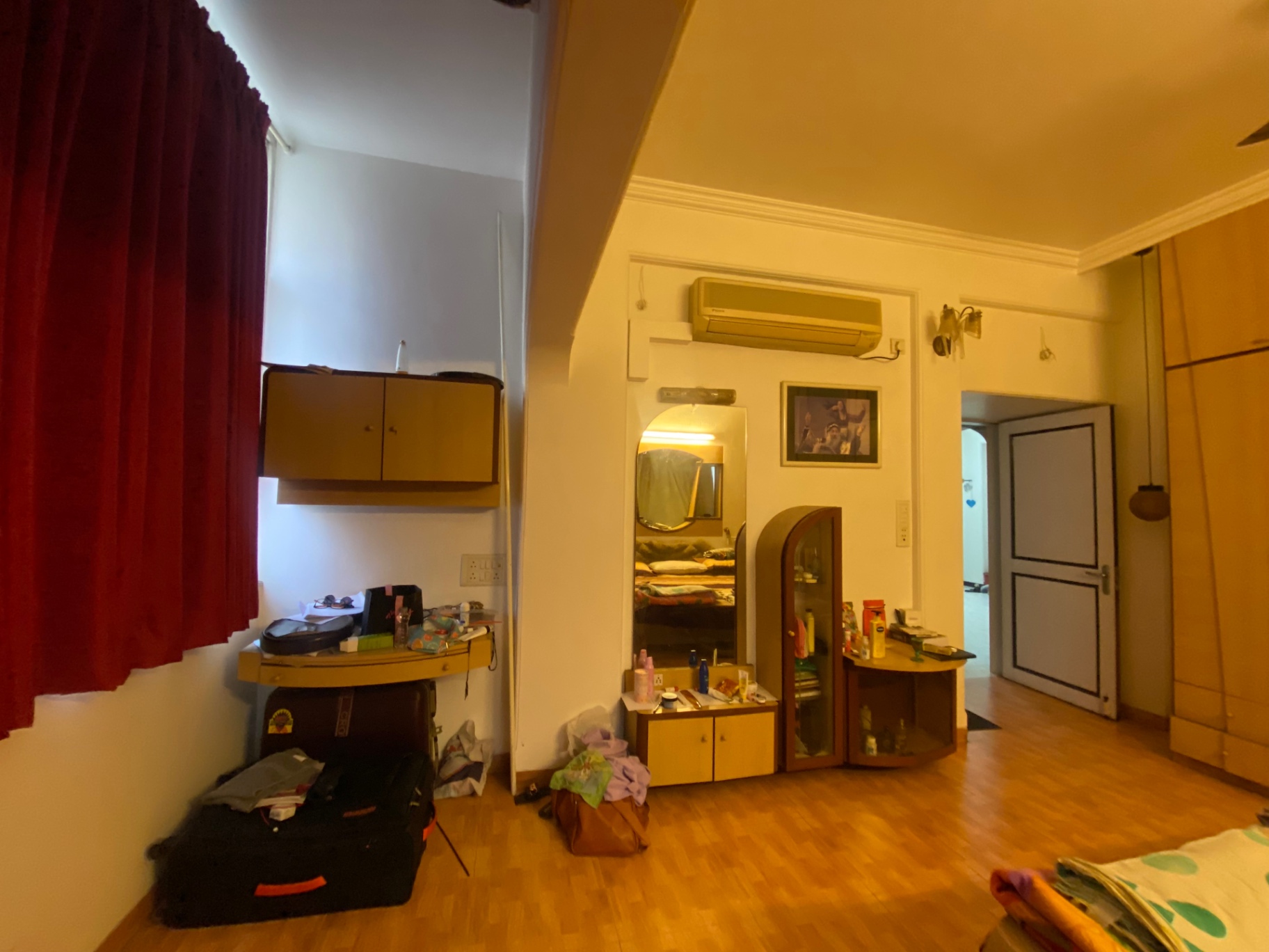 https://s3.ap-south-1.amazonaws.com/fmr.prod.media/hewdb-1704257207295-81605