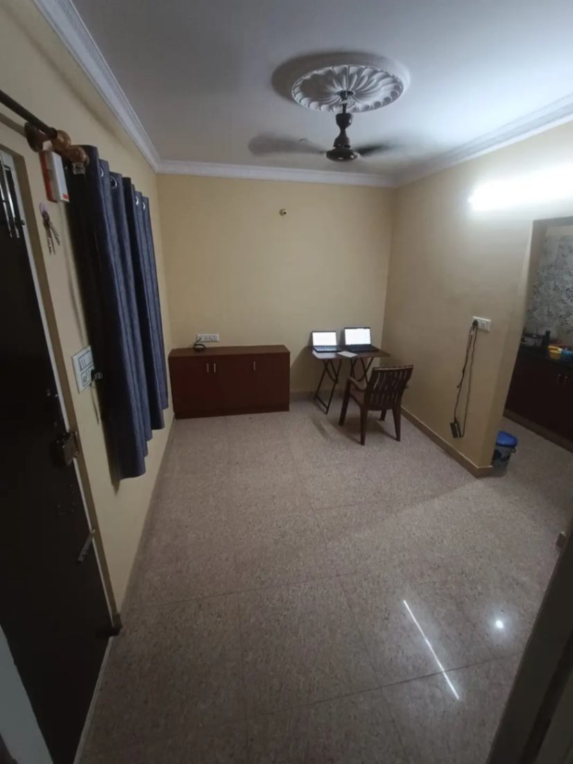 https://s3.ap-south-1.amazonaws.com/fmr.prod.media/hiugb-1698897086706-76038