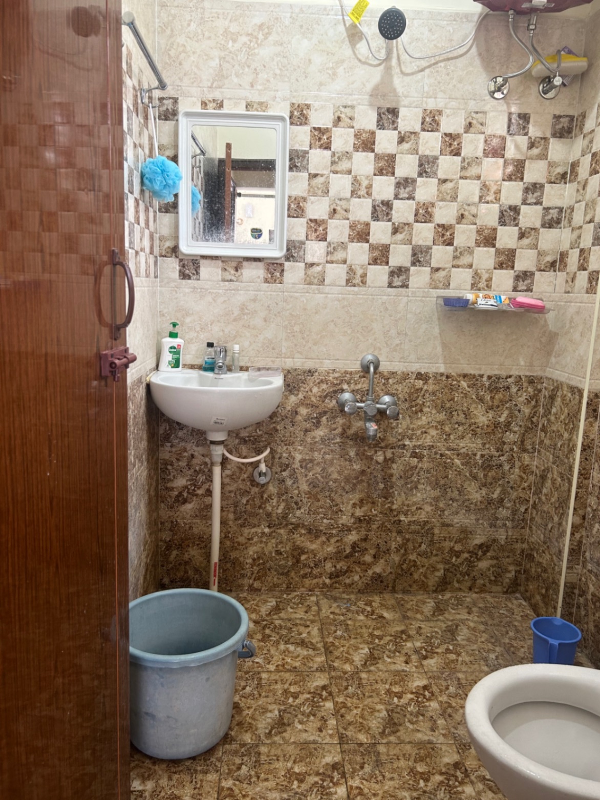 https://s3.ap-south-1.amazonaws.com/fmr.prod.media/ibxmj-1692706427511-21711