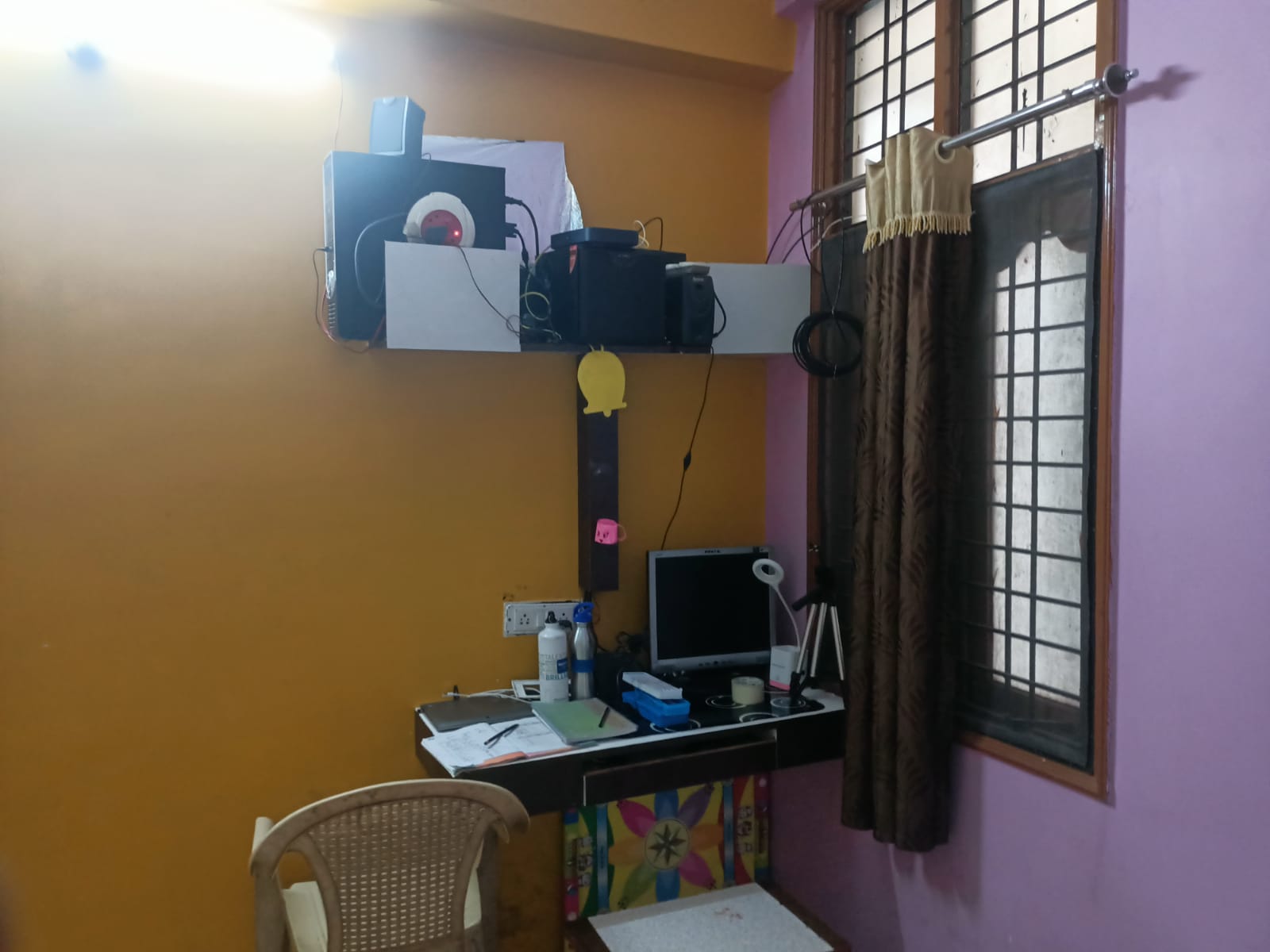 https://s3.ap-south-1.amazonaws.com/fmr.prod.media/iloyd-1704258178570-01238.jpg