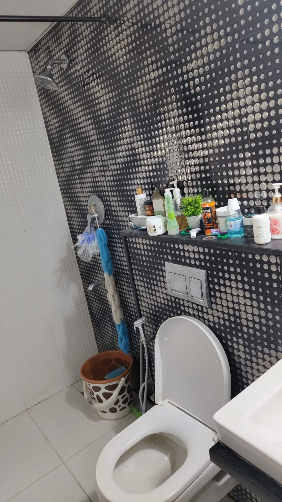 https://s3.ap-south-1.amazonaws.com/fmr.prod.media/jnyvy-1720940235819-45840.jpeg