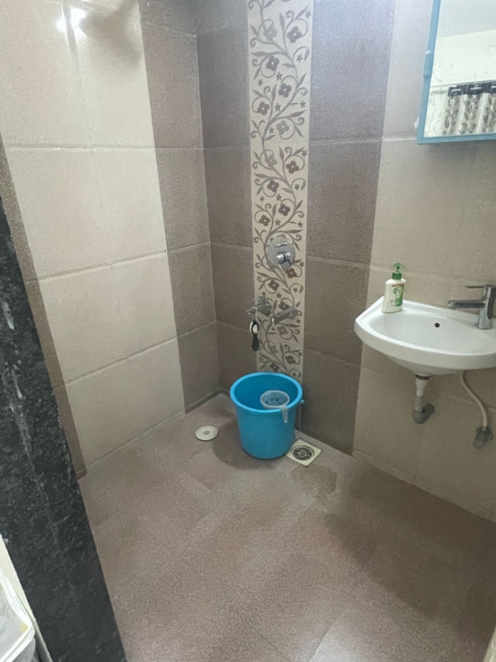 https://s3.ap-south-1.amazonaws.com/fmr.prod.media/jxzuj-1711092125473-30206