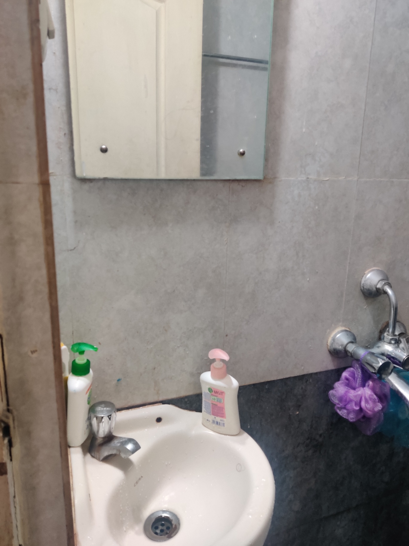 https://s3.ap-south-1.amazonaws.com/fmr.prod.media/kbcla-1664636812305-36705