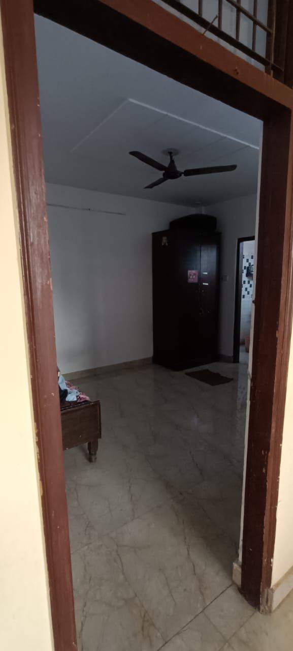 https://s3.ap-south-1.amazonaws.com/fmr.prod.media/khlsb-1690096519543-11268