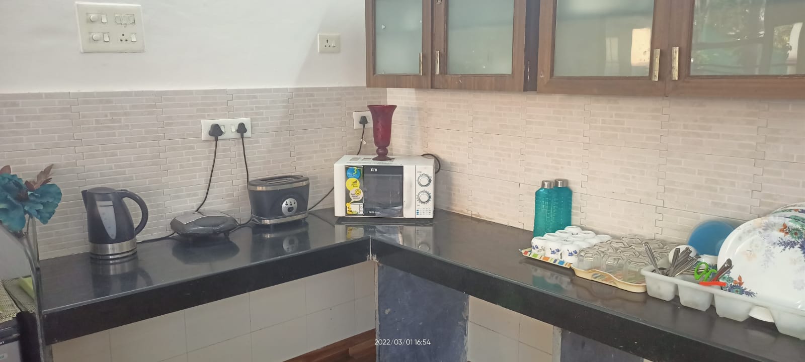 https://s3.ap-south-1.amazonaws.com/fmr.prod.media/kzzot-1750155276547-65562.jpg