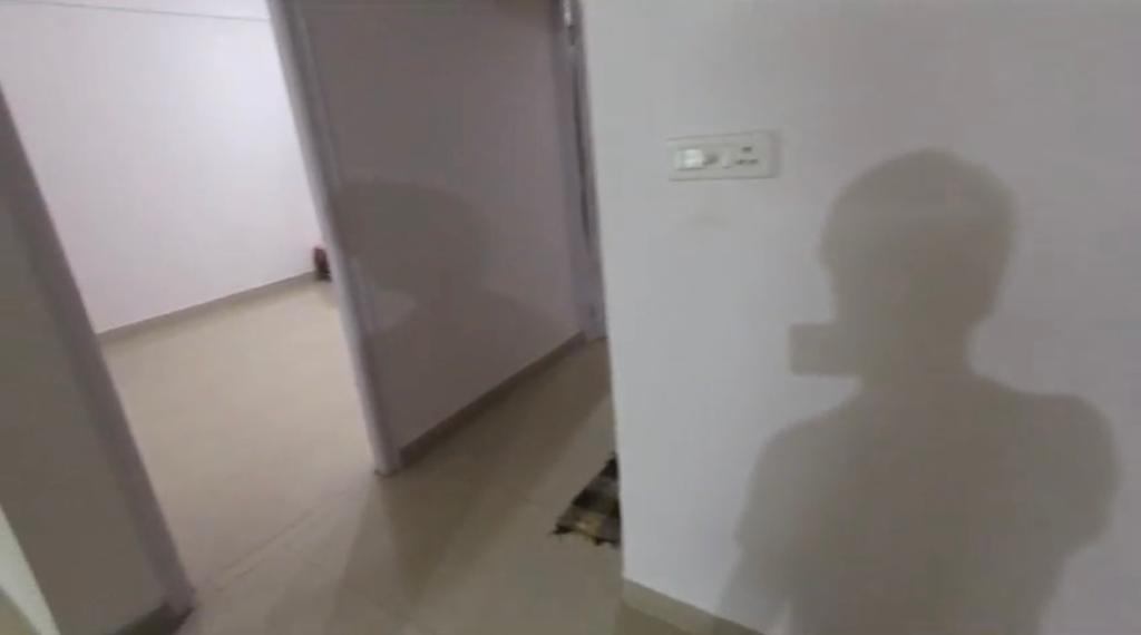 https://s3.ap-south-1.amazonaws.com/fmr.prod.media/loyjf-1702927409365-00775