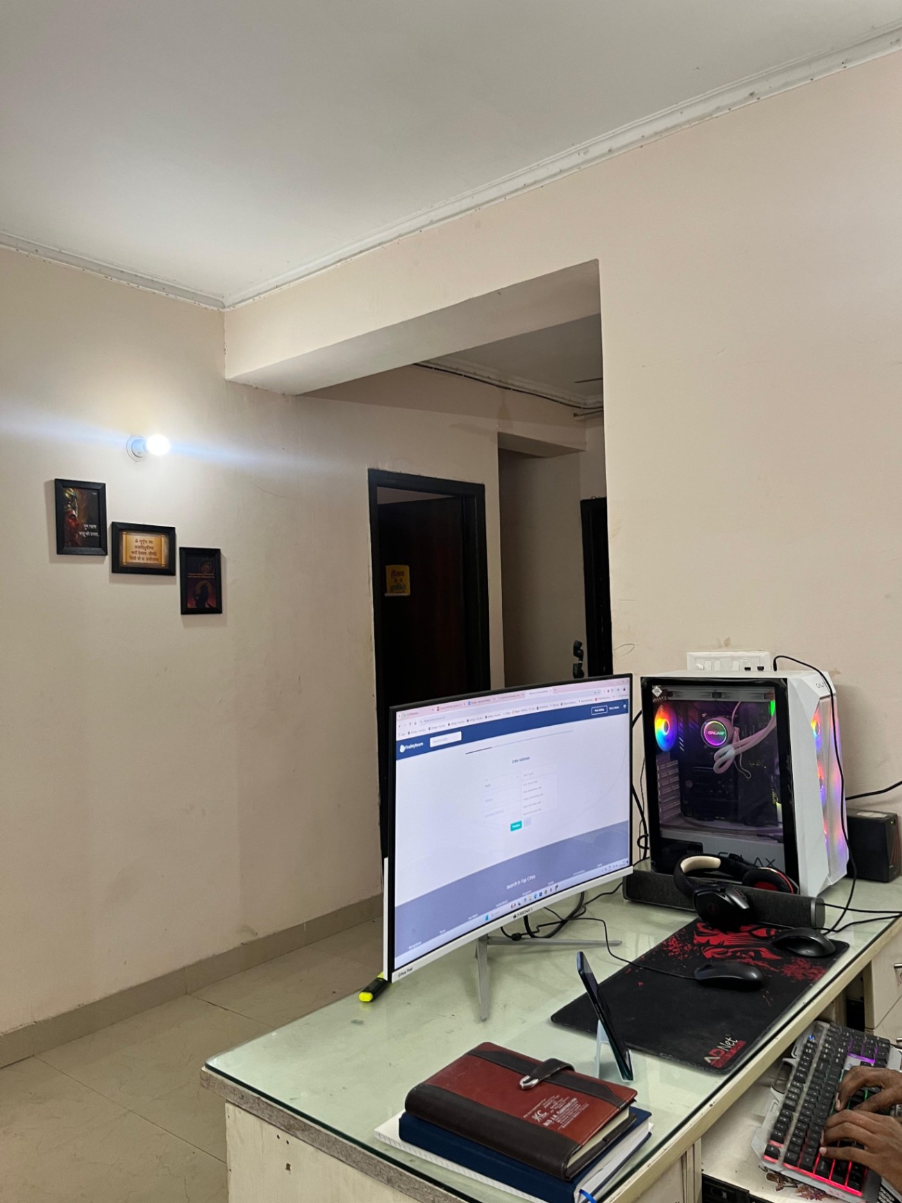 https://s3.ap-south-1.amazonaws.com/fmr.prod.media/ltogu-1733569147406-25065