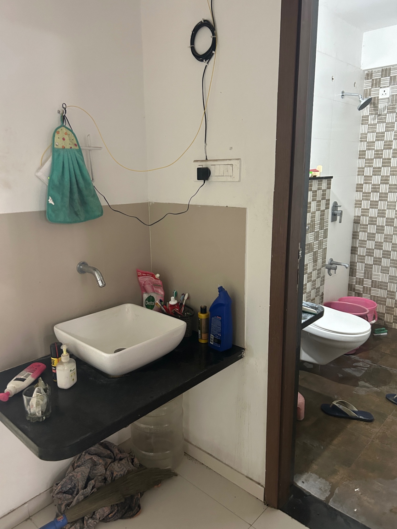 https://s3.ap-south-1.amazonaws.com/fmr.prod.media/mjglq-1715507178057-57840