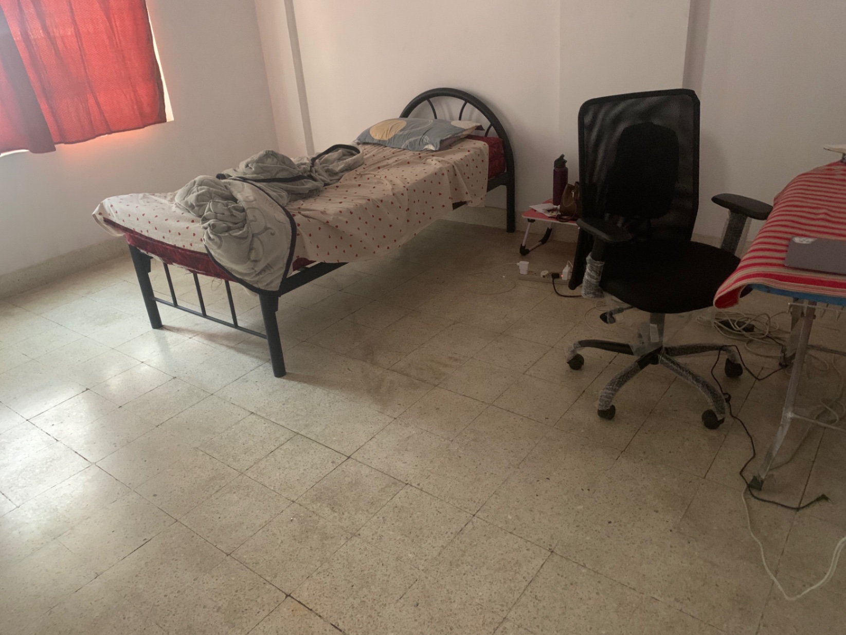 https://s3.ap-south-1.amazonaws.com/fmr.prod.media/ohrza-1685698097709-64460