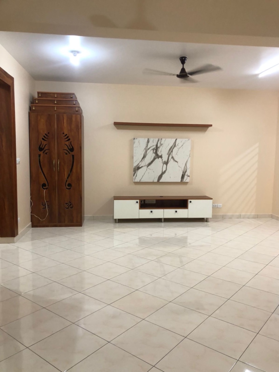 https://s3.ap-south-1.amazonaws.com/fmr.prod.media/ojmni-1697780299951-55064