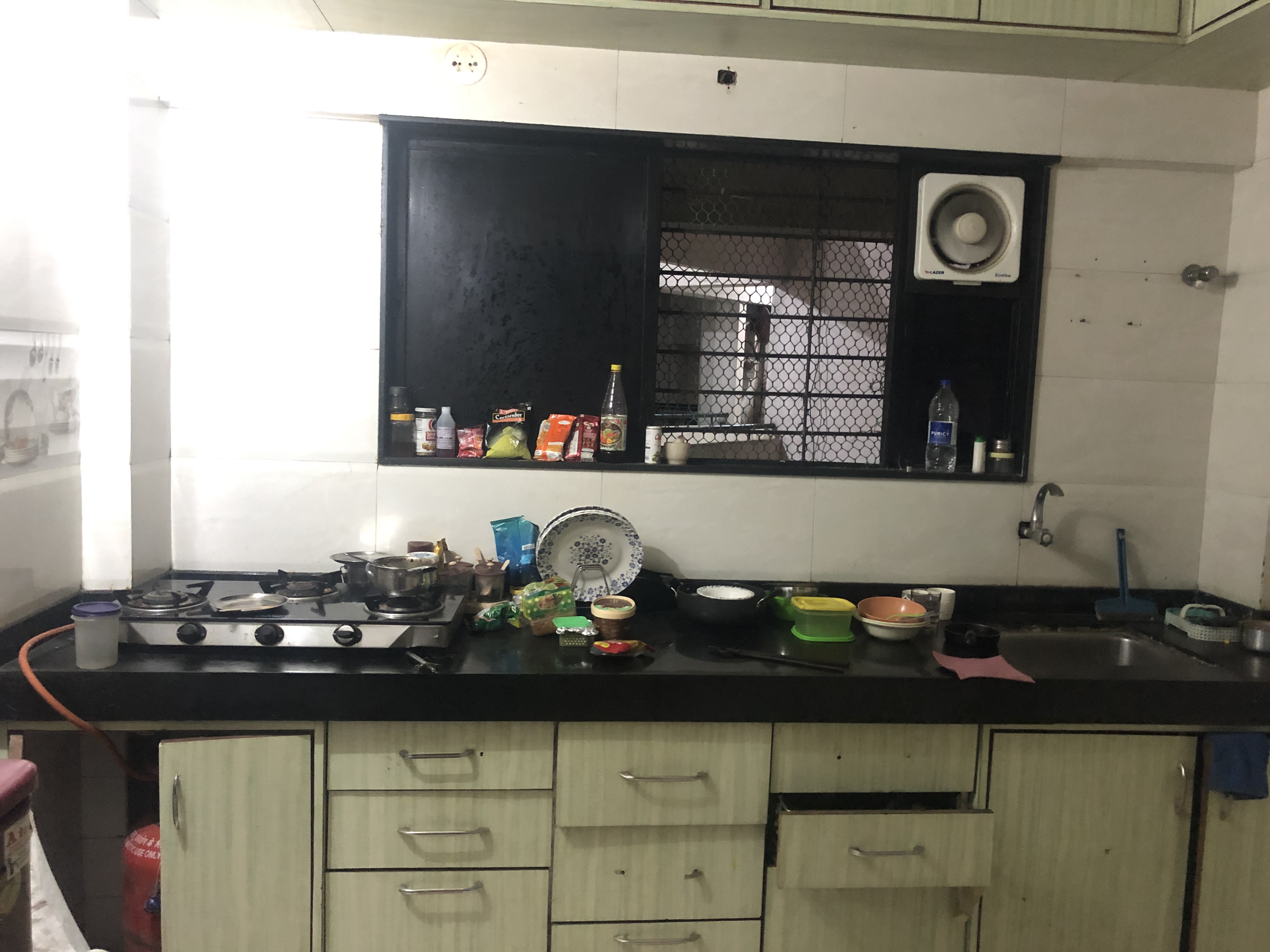 https://s3.ap-south-1.amazonaws.com/fmr.prod.media/oqvbc-1663844056122-61086.jpeg