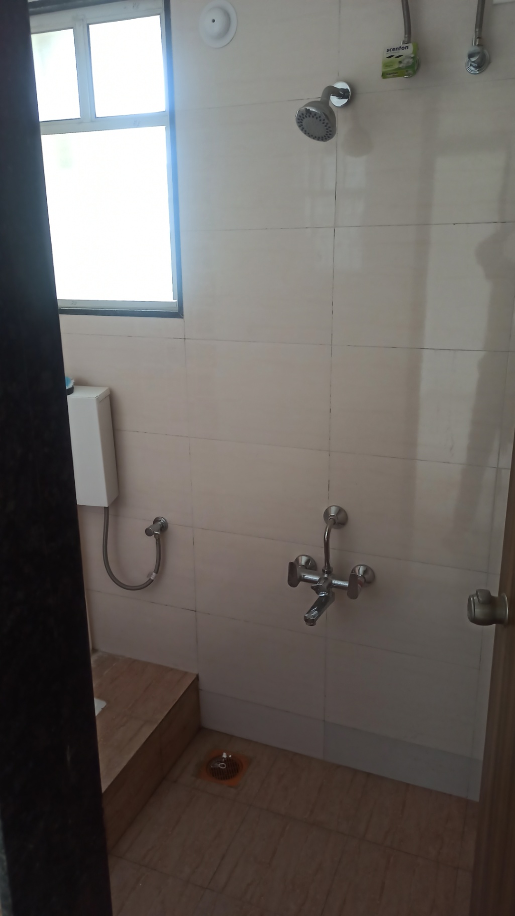 https://s3.ap-south-1.amazonaws.com/fmr.prod.media/ozwht-1687885981048-32680