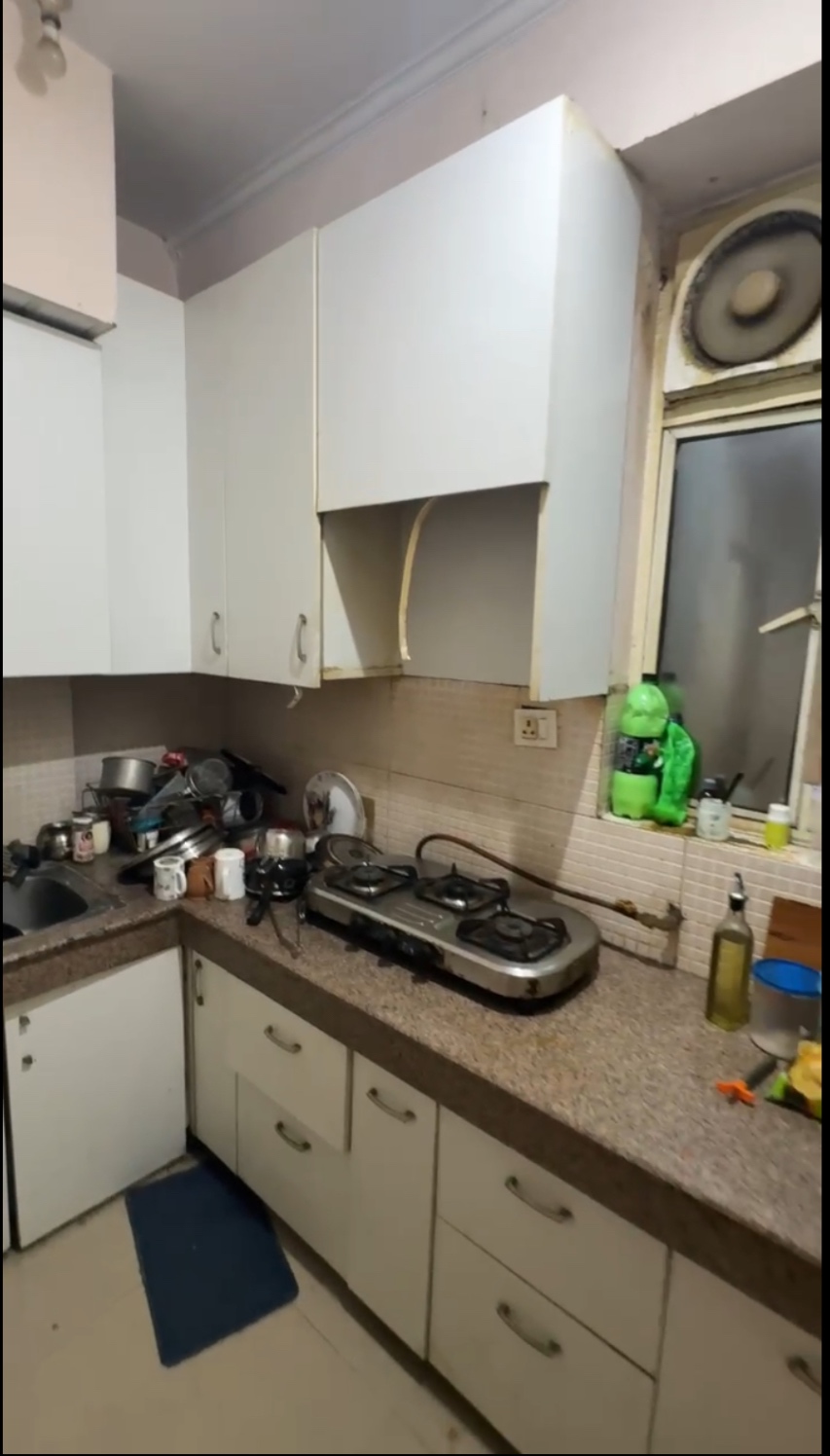 https://s3.ap-south-1.amazonaws.com/fmr.prod.media/pavdf-1756220888338-47017