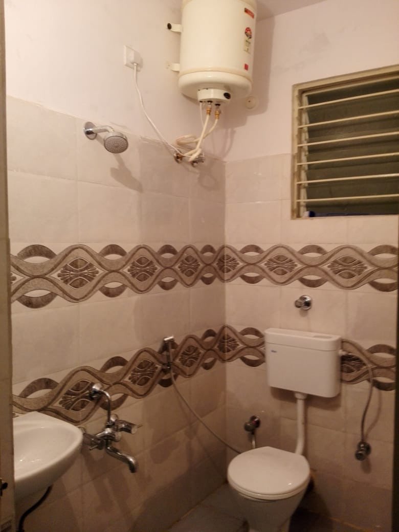 https://s3.ap-south-1.amazonaws.com/fmr.prod.media/pezts-1709534349471-22210