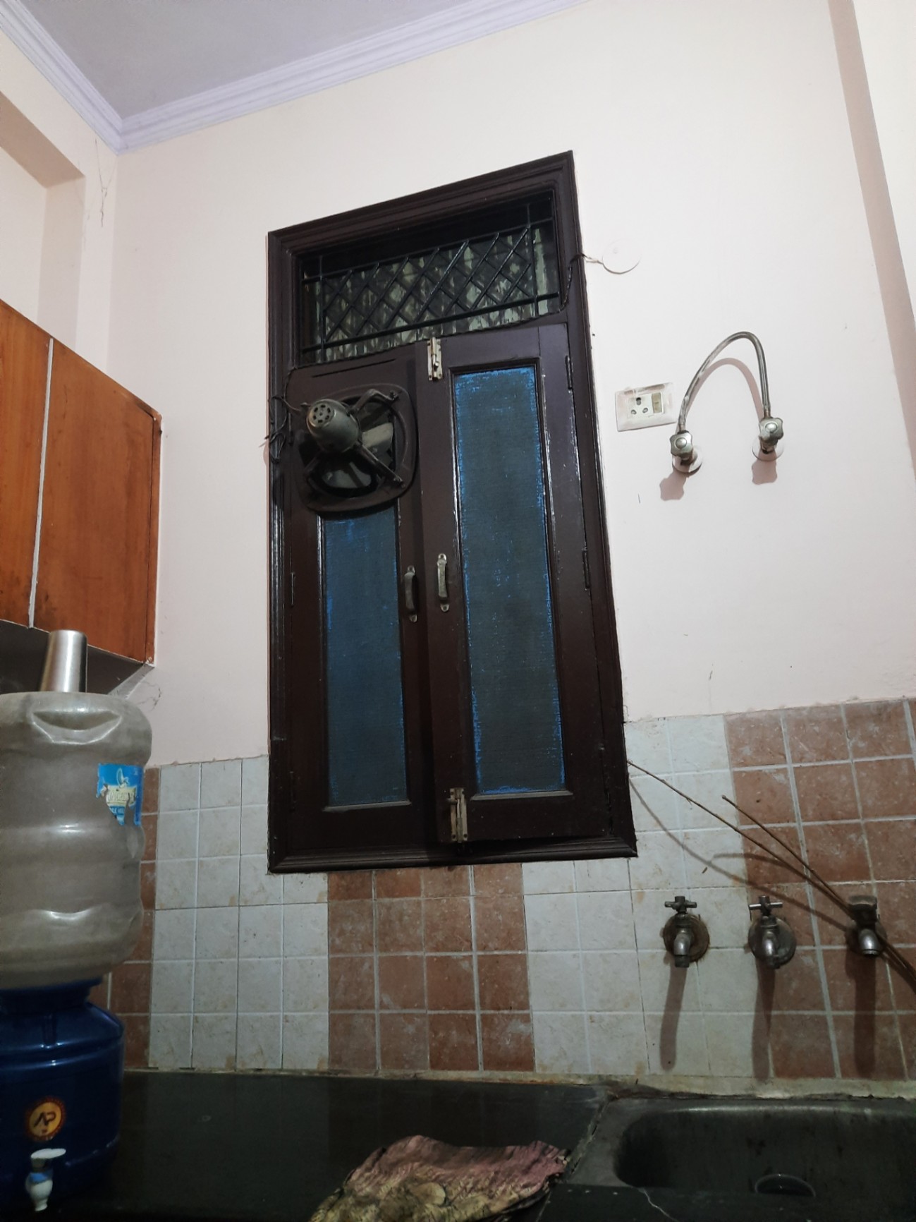https://s3.ap-south-1.amazonaws.com/fmr.prod.media/qfalr-1686154325854-43876