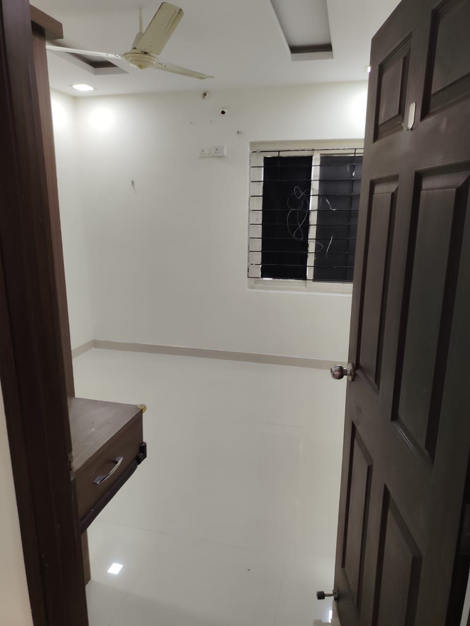 https://s3.ap-south-1.amazonaws.com/fmr.prod.media/qjdmp-1755513609628-58376