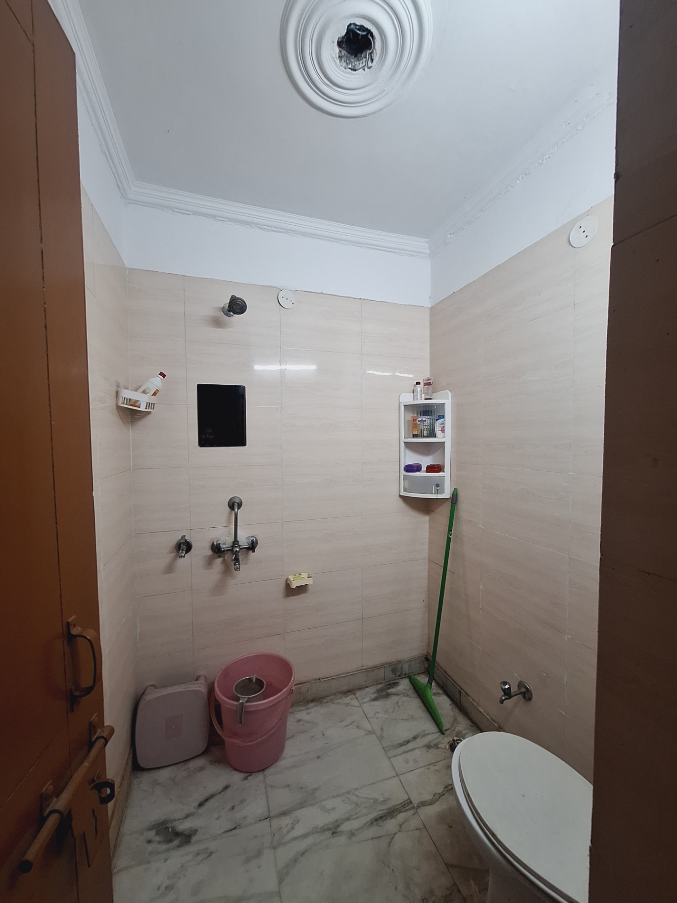 https://s3.ap-south-1.amazonaws.com/fmr.prod.media/qkiqk-1740673795960-61468