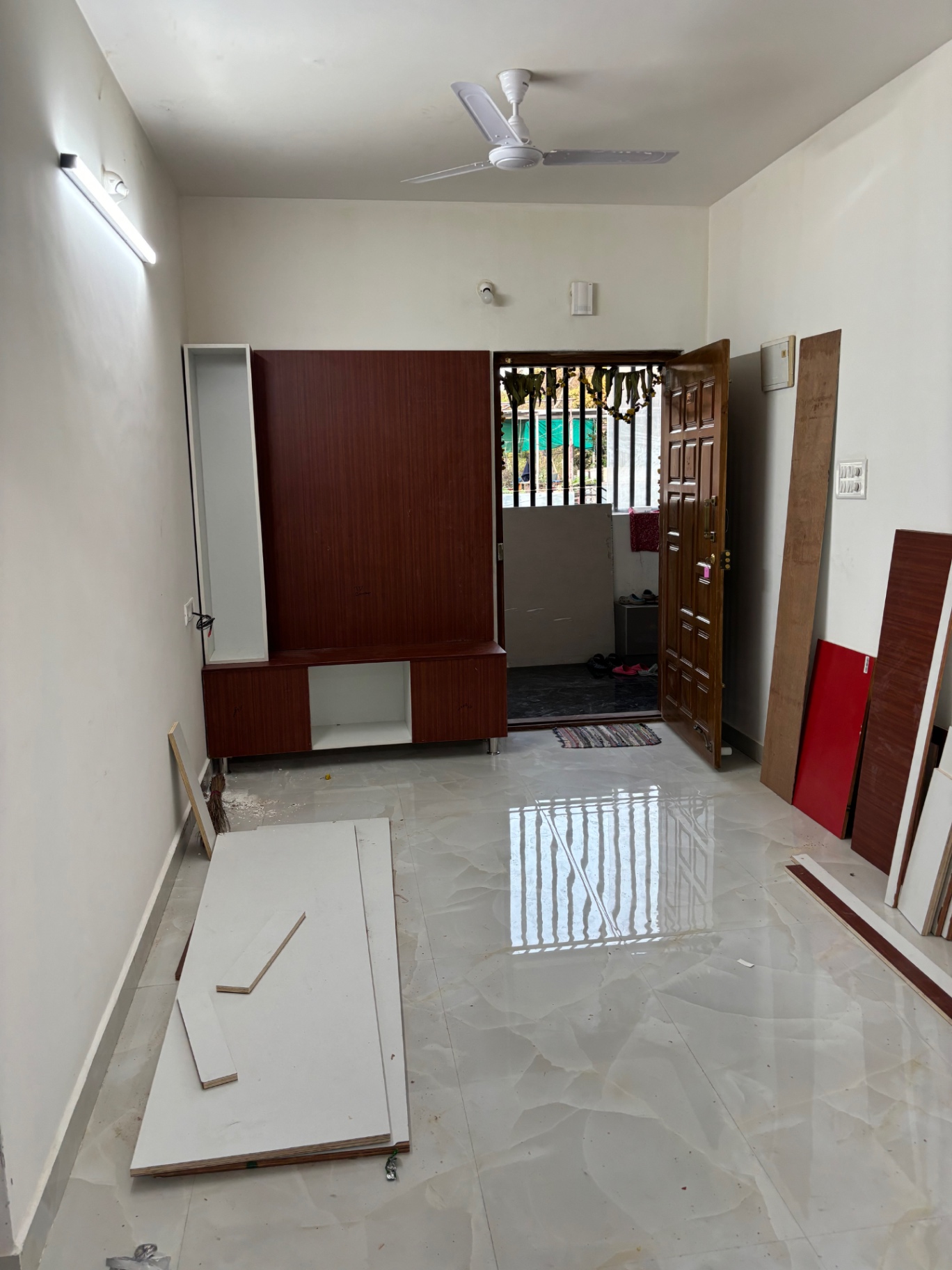 https://s3.ap-south-1.amazonaws.com/fmr.prod.media/qlyri-1709449912070-83010