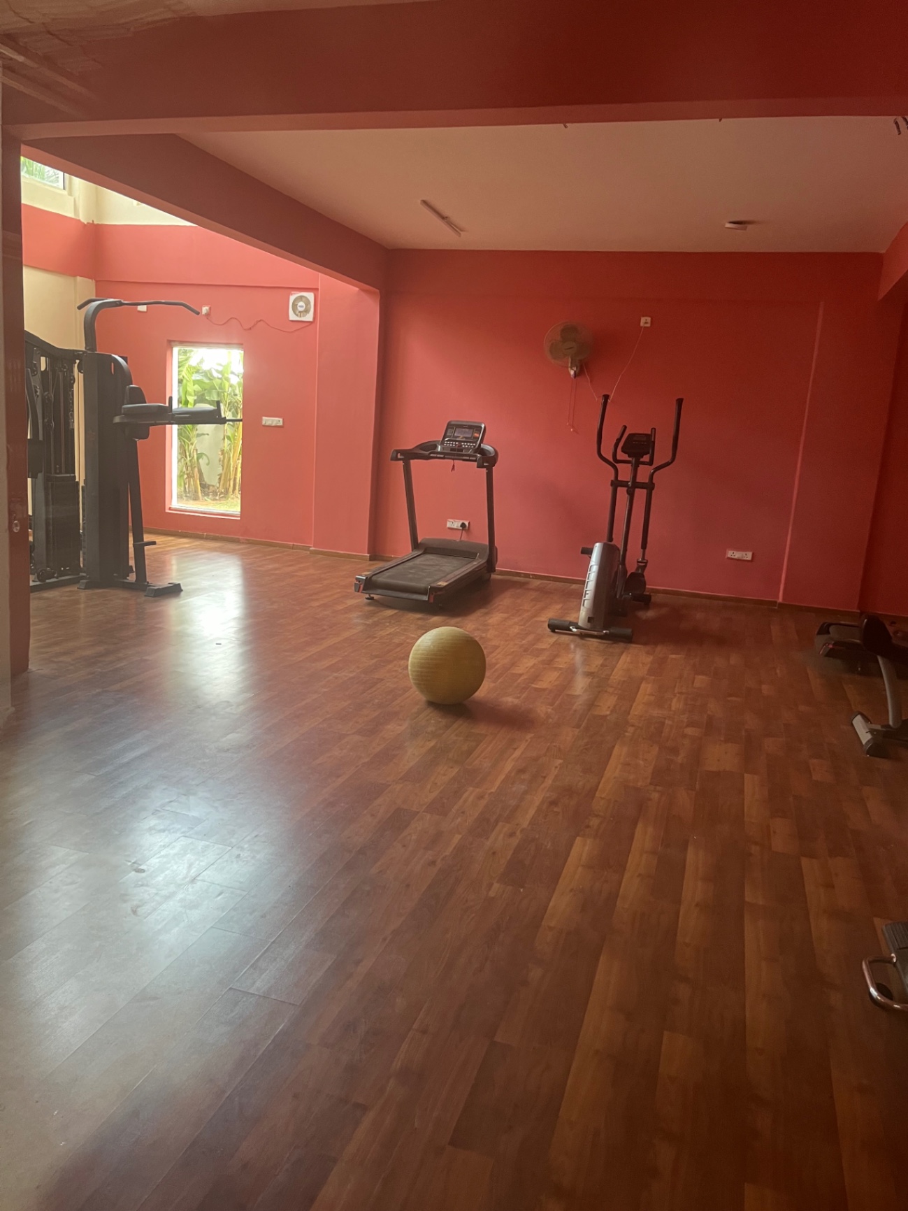 https://s3.ap-south-1.amazonaws.com/fmr.prod.media/qquou-1731576967005-70050
