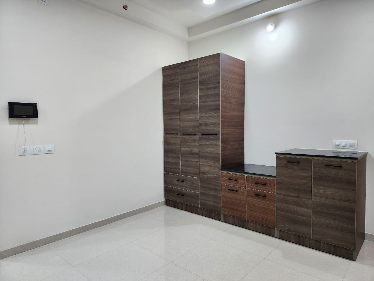 https://s3.ap-south-1.amazonaws.com/fmr.prod.media/sijut-1726385091020-46520