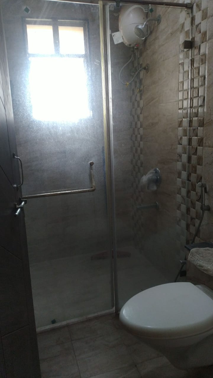 https://s3.ap-south-1.amazonaws.com/fmr.prod.media/slgok-1647011156304-00263.jpeg