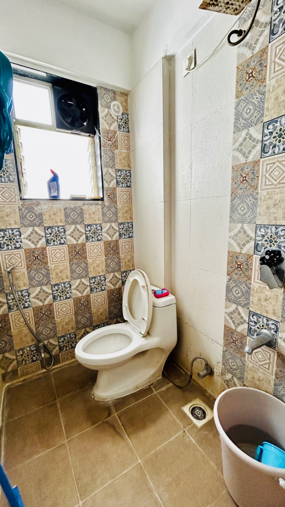 https://s3.ap-south-1.amazonaws.com/fmr.prod.media/smrzv-1714247595008-25365