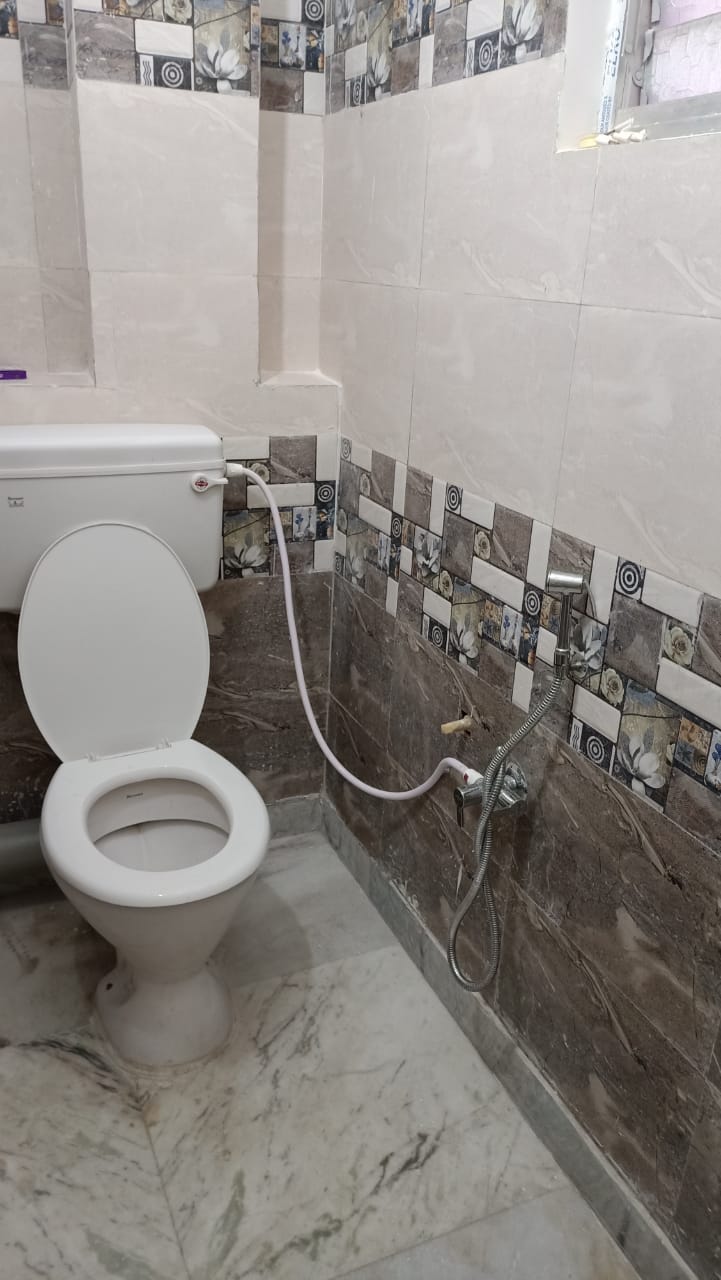 https://s3.ap-south-1.amazonaws.com/fmr.prod.media/sqcri-1701693395846-15323.jpeg