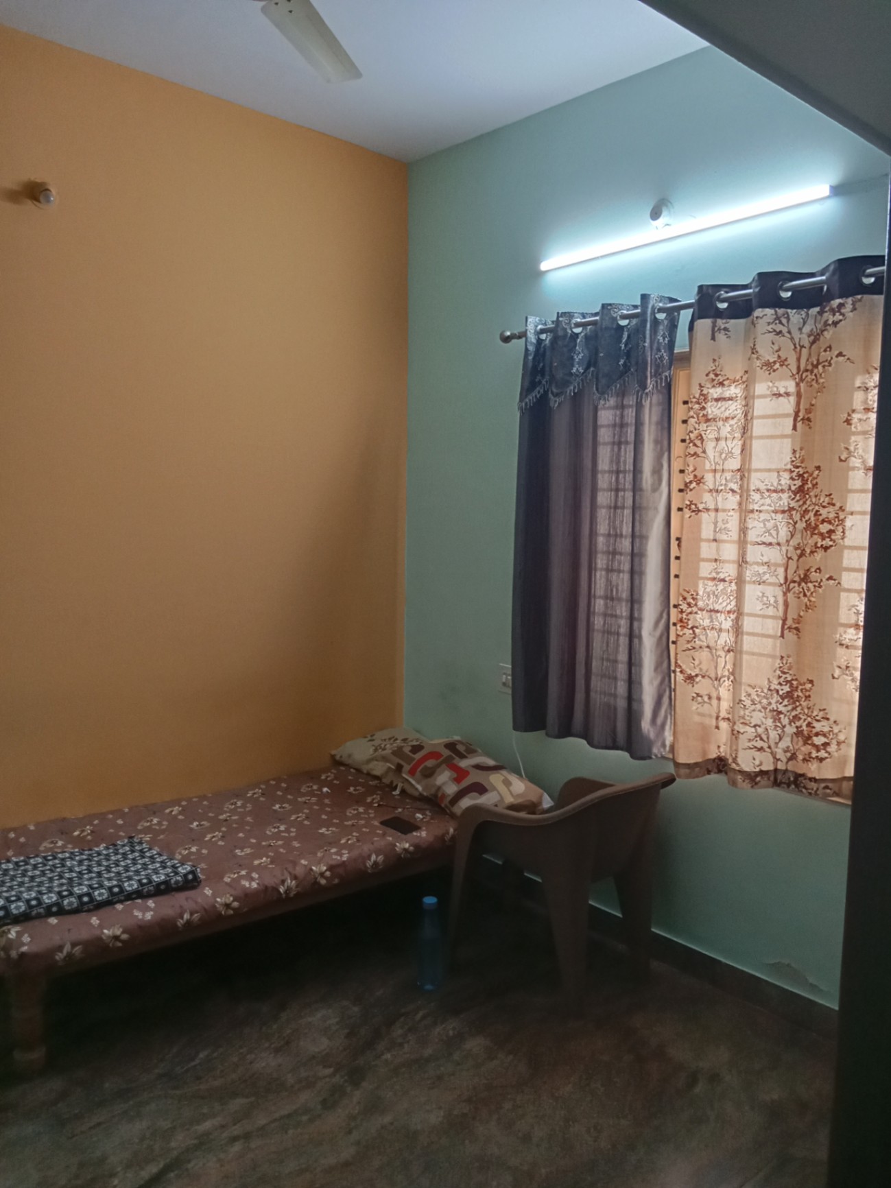 https://s3.ap-south-1.amazonaws.com/fmr.prod.media/sqduu-1720676312204-34100