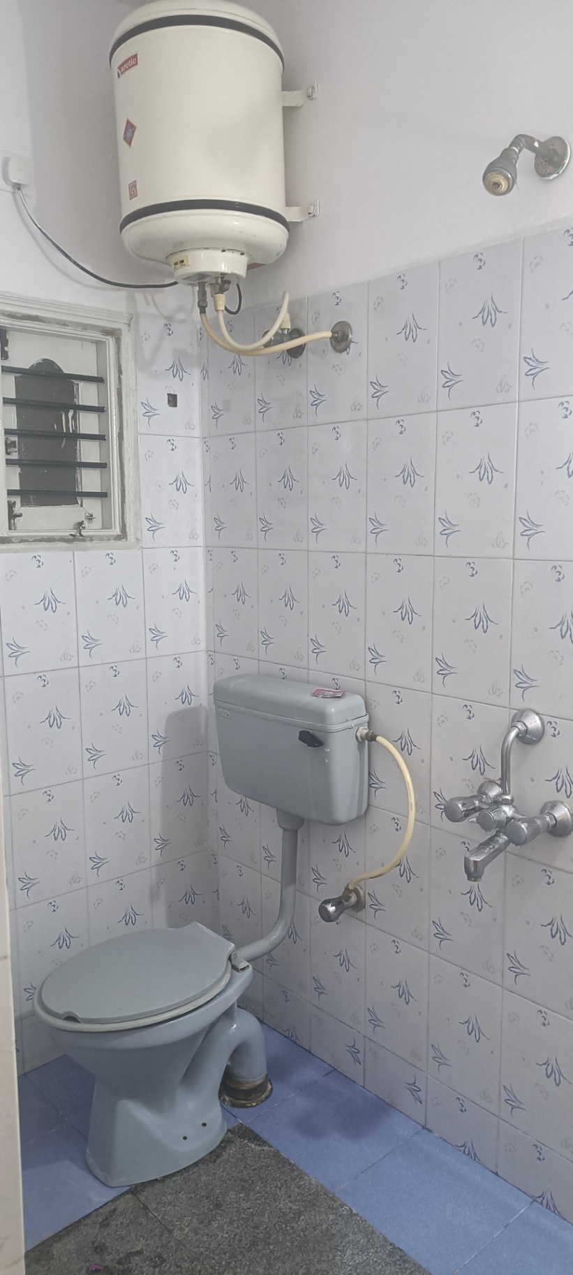 https://s3.ap-south-1.amazonaws.com/fmr.prod.media/tezuh-1701195302601-68581
