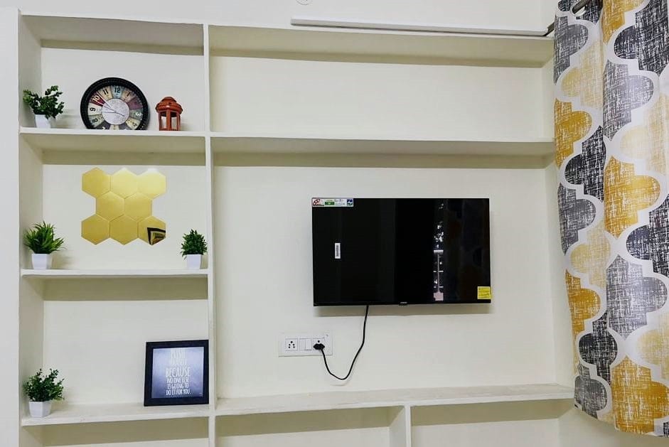 https://s3.ap-south-1.amazonaws.com/fmr.prod.media/thgvm-1699977826535-26114