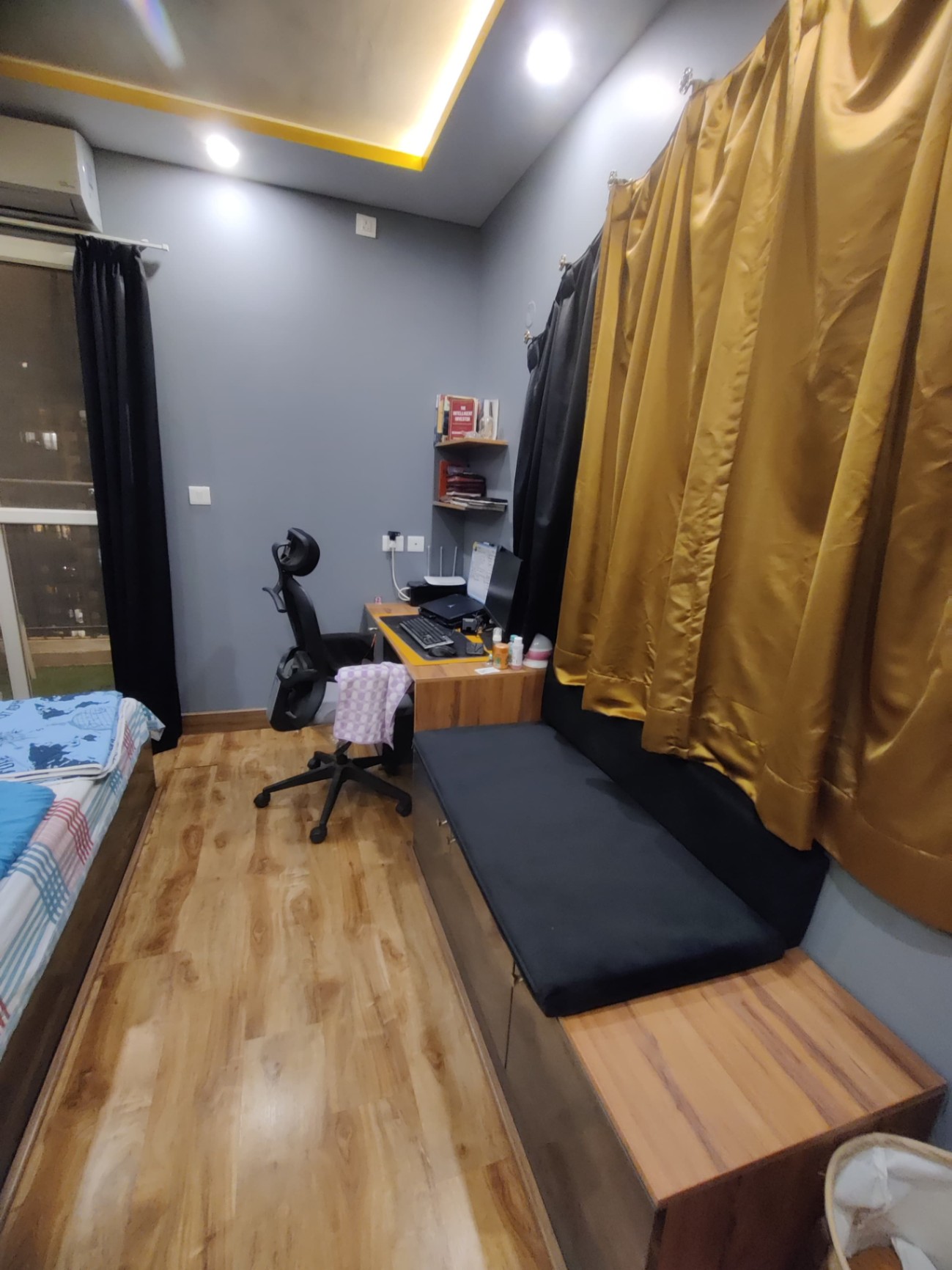 https://s3.ap-south-1.amazonaws.com/fmr.prod.media/tkhos-1714148550993-01755
