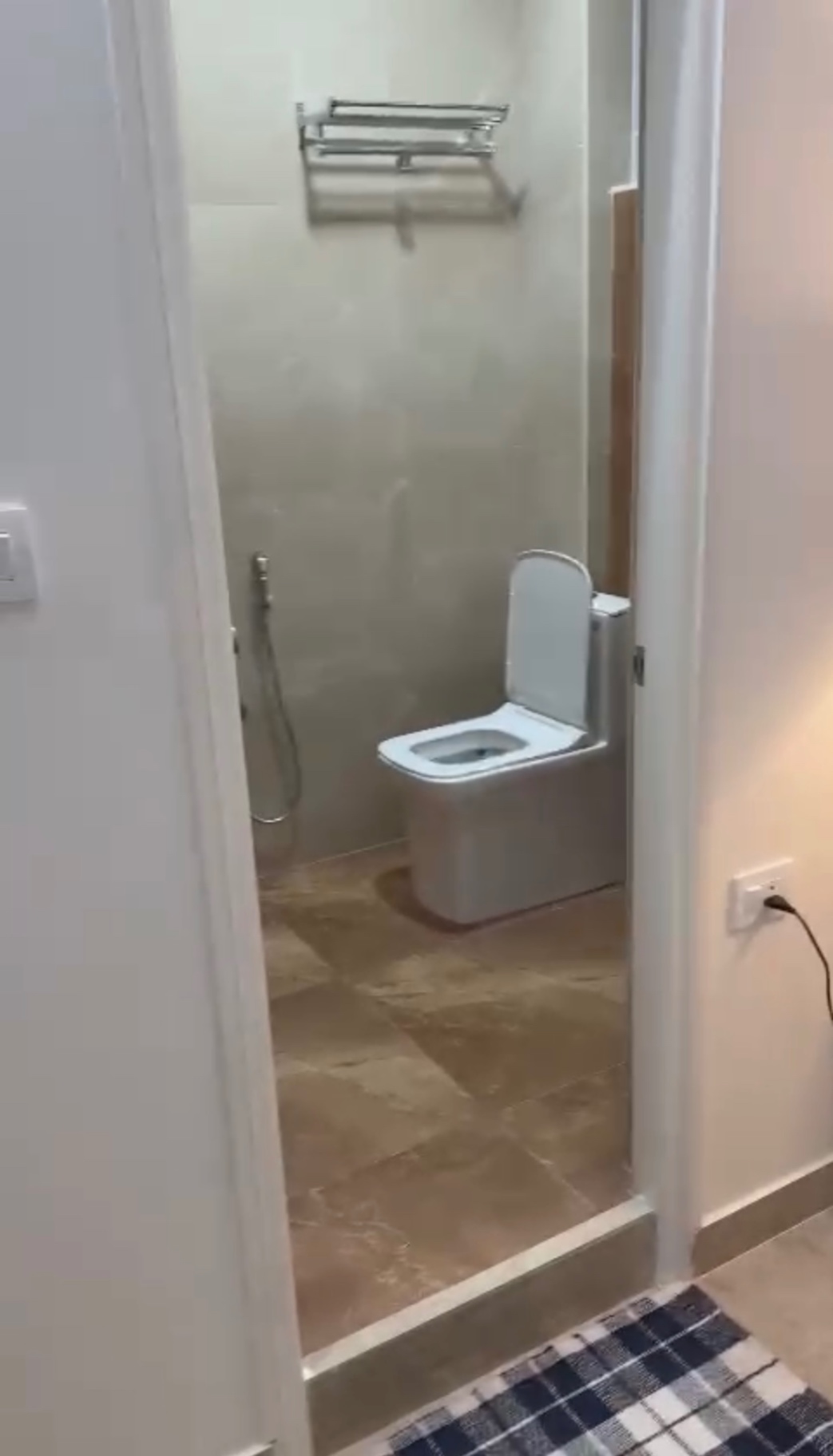 https://s3.ap-south-1.amazonaws.com/fmr.prod.media/uhved-1717950268646-12425