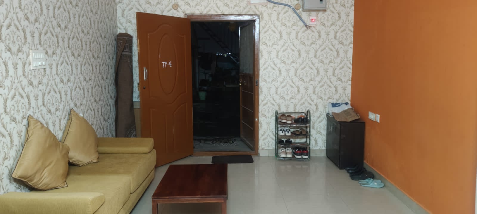 https://s3.ap-south-1.amazonaws.com/fmr.prod.media/uowtl-1755353612941-81804.jpg