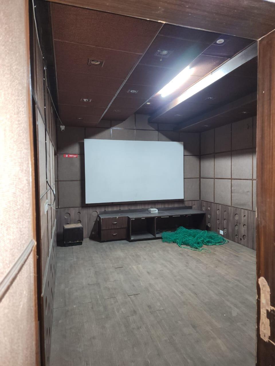 https://s3.ap-south-1.amazonaws.com/fmr.prod.media/usoka-1678291116193-70256