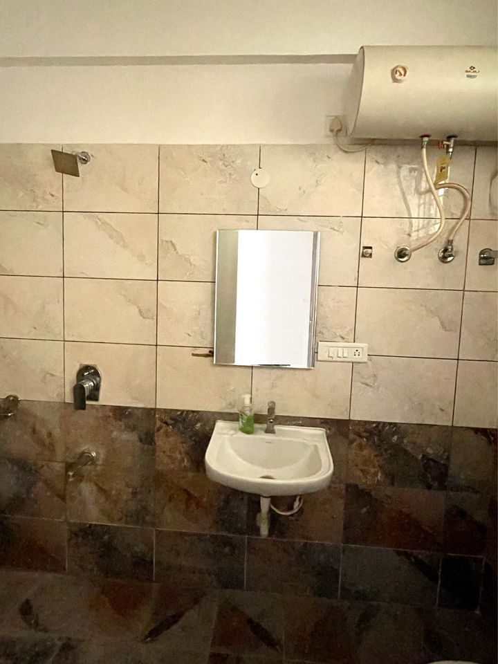 https://s3.ap-south-1.amazonaws.com/fmr.prod.media/utroo-1670753163349-26281