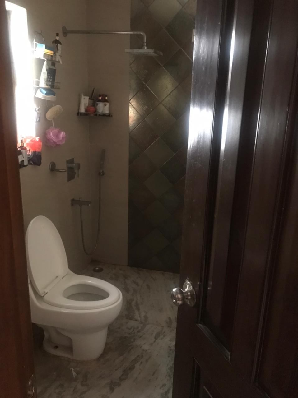 https://s3.ap-south-1.amazonaws.com/fmr.prod.media/uvdto-1643044504781-02636