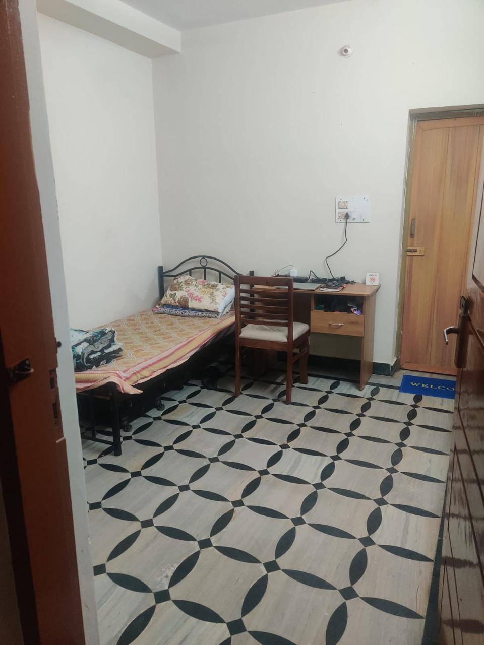 https://s3.ap-south-1.amazonaws.com/fmr.prod.media/vjfys-1730950715391-07118
