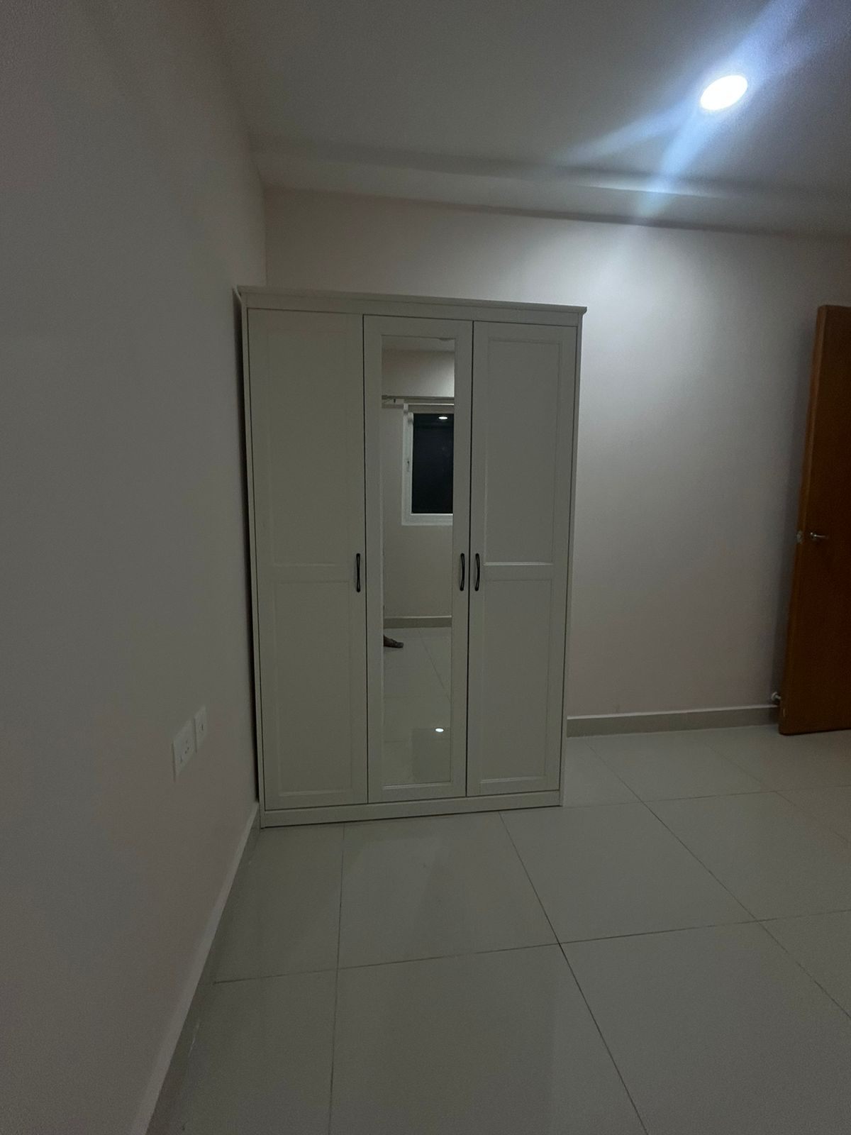 https://s3.ap-south-1.amazonaws.com/fmr.prod.media/xsckm-1737374566783-07477