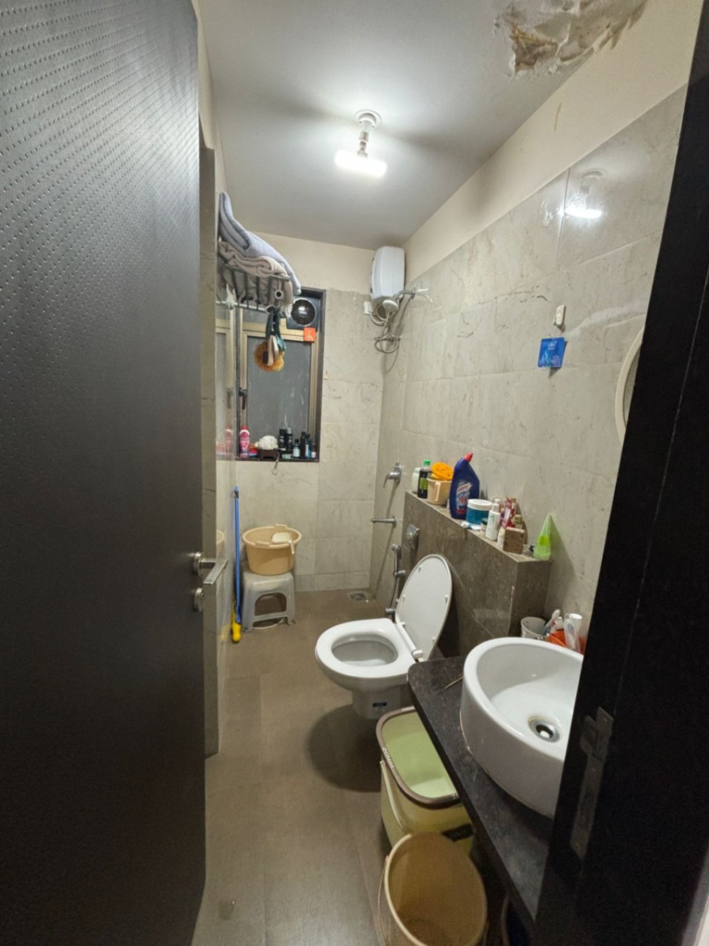 https://s3.ap-south-1.amazonaws.com/fmr.prod.media/yagku-1723132910903-53507