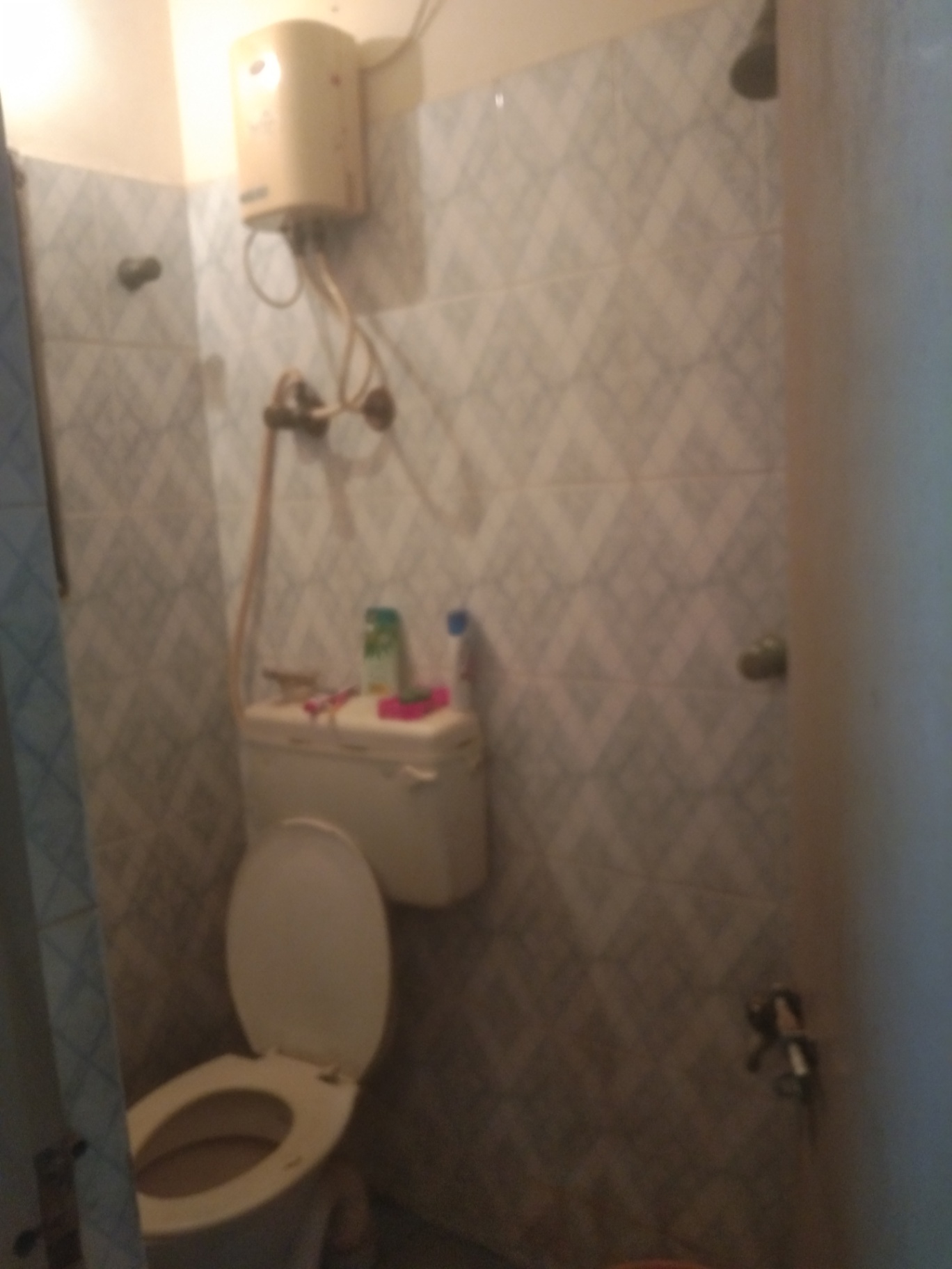 https://s3.ap-south-1.amazonaws.com/fmr.prod.media/yakpa-1755608884484-82100
