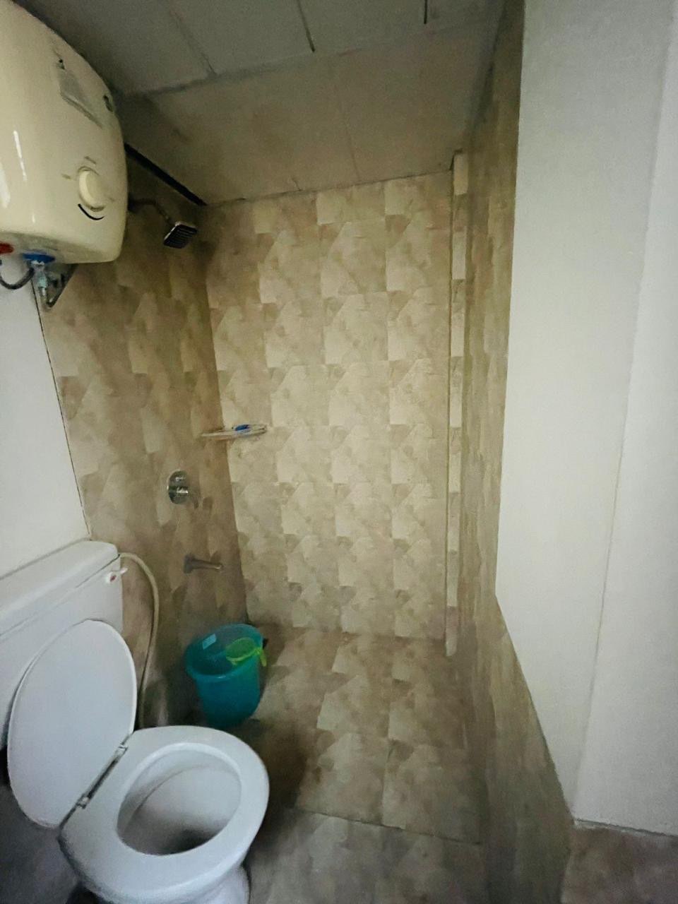 https://s3.ap-south-1.amazonaws.com/fmr.prod.media/ygagx-1702313231721-85604