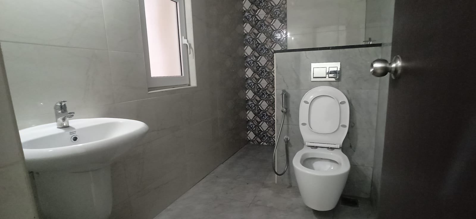 https://s3.ap-south-1.amazonaws.com/fmr.prod.media/yguvz-1709661289786-40243