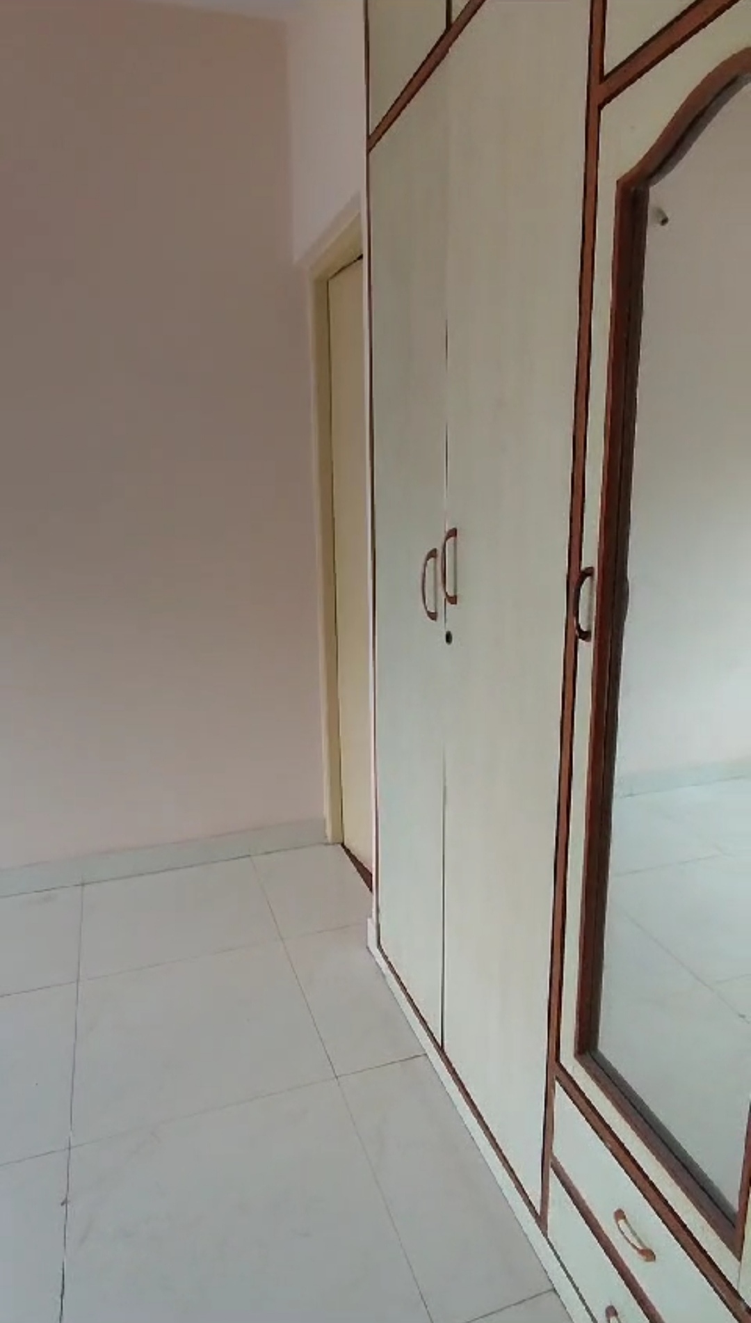 https://s3.ap-south-1.amazonaws.com/fmr.prod.media/yormg-1720334299494-27062.jpg